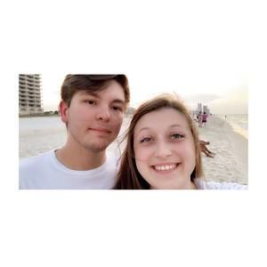 Meet your Posher, Levi